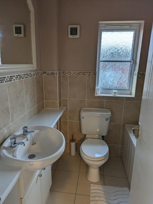3 Bedroom Detached By The Sea Prestatyn Exterior foto